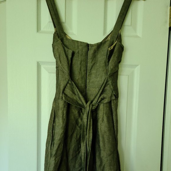 Tulip skirt linen dress with fitted bodice & tie - Picture 4 of 10